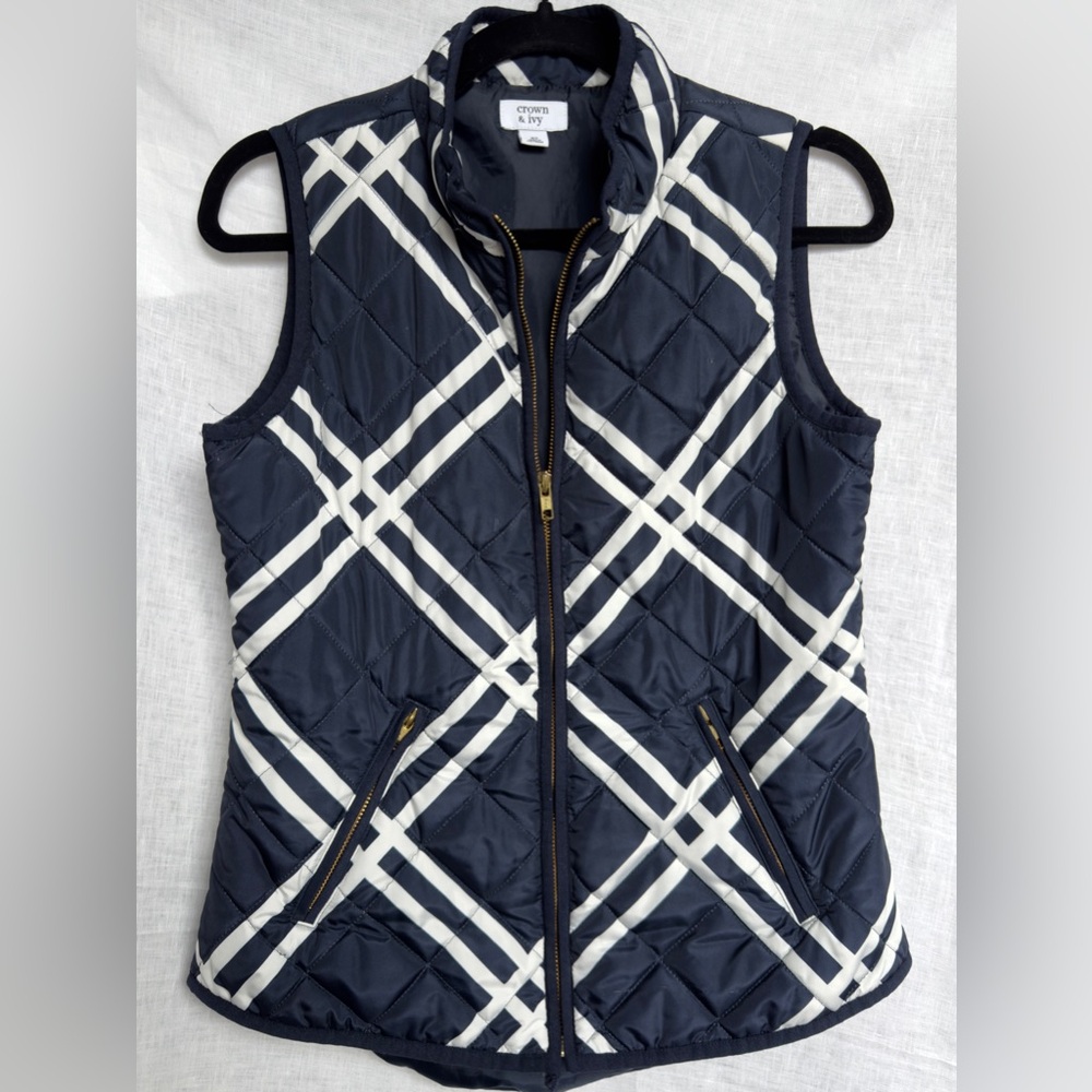 Crown & Ivy Women’s‎ Zipper Vest, Size Extra Small